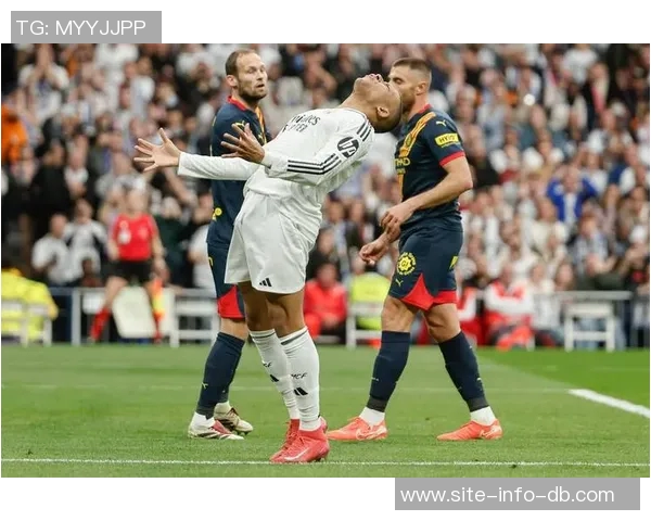 西媒分析皇马与姆巴佩之间的矛盾加剧球员的不安情绪 西媒分析皇马与姆巴佩之间的矛盾加剧球员的不安情绪